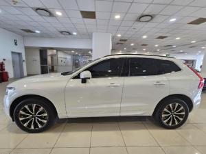 Volvo XC60 B5 AWD Essential - Image 9