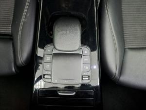 Mercedes-Benz A-Class A200 sedan Progressive - Image 9