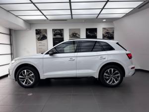 Audi Q5 40TDI quattro Advanced - Image 4