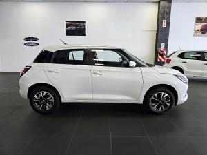 Suzuki Swift 1.2 GLX manual - Image 12