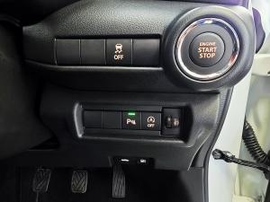 Suzuki Swift 1.2 GLX manual - Image 14