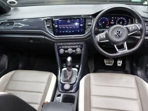 Volkswagen T-Roc 2.0TSI 140kW 4Motion R-Line - Image 8