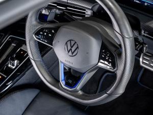 Volkswagen Golf R - Image 14