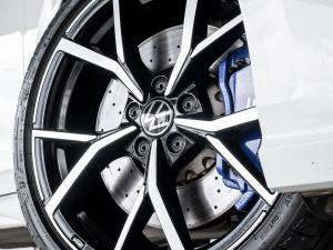 Volkswagen Golf R - Image 5