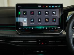 Volkswagen Golf 1.4TSI R-Line Plus - Image 16