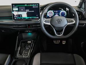 Volkswagen Golf 1.4TSI R-Line Plus - Image 23