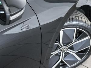 Volkswagen Golf 1.4TSI R-Line Plus - Image 9