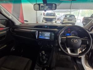 Toyota Hilux 2.4GD S (aircon) - Image 14
