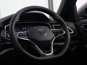 Volkswagen T-Roc 2.0TSI 4Motion R-Line - Image 14
