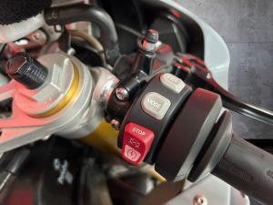 BMW S 1000 RR - Image 11