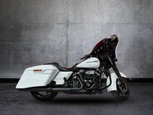 Harley Davidson Street Glide 114 Anniversary - Image 1