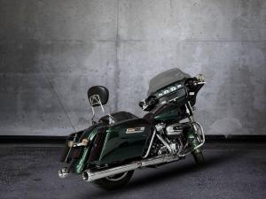 Harley Davidson Street Glide - Image 8