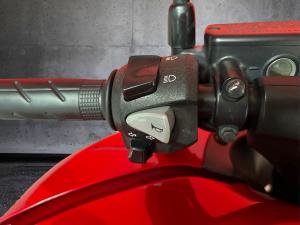 Honda VFR 800 Vtec - Image 10