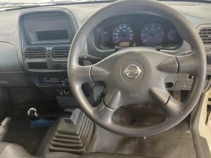 Nissan Hardbody NP300 2.5 TDi LWBS/C - Image 10