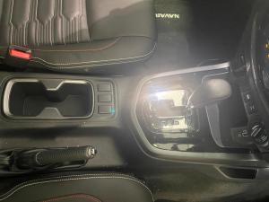 Nissan Navara 2.5DDTI PRO-4X 4X4 automatic D/C - Image 11
