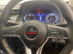 Nissan Navara 2.5DDTI PRO-4X 4X4 automatic D/C - Image 17