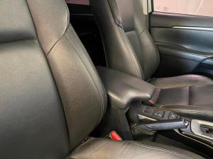 Toyota Fortuner 2.4GD-6 4X4 automatic - Image 12