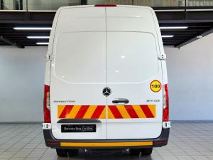 Mercedes-Benz Sprinter 517 2.0 CDI XL P/V - Image 5
