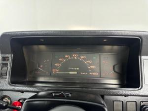 Ford Courier 1800 SWBS/C - Image 12