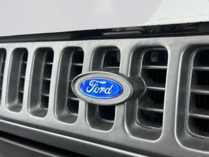 Ford Courier 1800 SWBS/C - Image 6