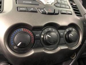 Ford Ranger 2.2TDCi XLSD/C - Image 5