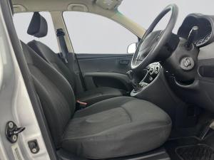 Hyundai i10 1.25 GLS/FLUID - Image 15