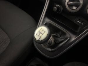 Hyundai i10 1.25 Glide - Image 13