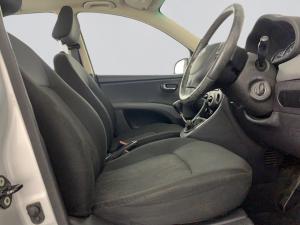 Hyundai i10 1.25 Glide - Image 14