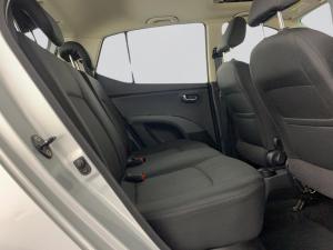Hyundai i10 1.25 Glide - Image 15