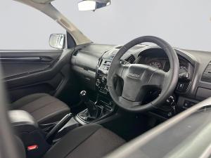 Isuzu D-MAX 250 HO HI-RIDE D/C - Image 16
