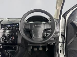 Isuzu D-MAX 250 HO HI-RIDE D/C - Image 17