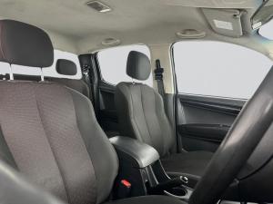 Isuzu D-MAX 250 HO HI-RIDE automatic D/C - Image 20