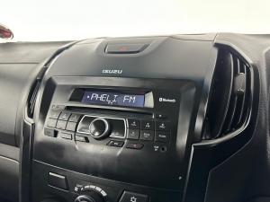 Isuzu D-MAX 250 HO HI-RIDE D/C - Image 18