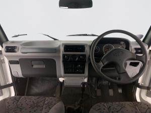 Mahindra Bolero Maxi Truck 2.5 TDS/C - Image 6