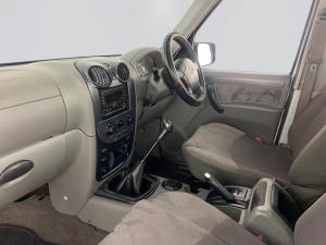Mahindra PIK UP 2.2 Mhawk S6 4X4S/C - Image 11