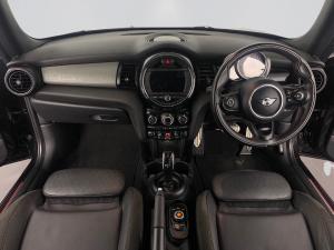 MINI Cooper automatic - Image 13