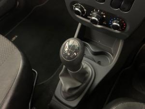 Nissan NP200 1.6 Single Cab - Image 9