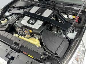 Nissan 370 Z Coupe automatic - Image 18