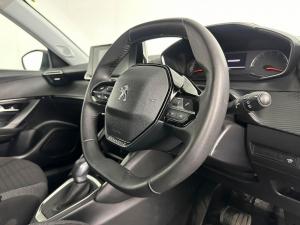 Peugeot 2008 1.2T Active automatic - Image 11