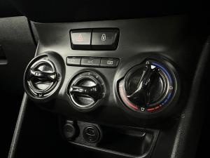 Peugeot 2008 1.6 VTiActive - Image 6