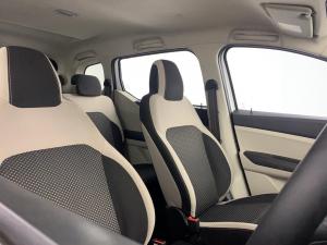 Renault Triber 1.0 Prestige / Intens AMT - Image 19