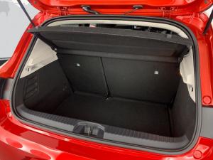 Renault Clio V 1.0T Life - Image 17