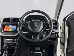 Suzuki Vitara Brezza 1.5 GL automatic - Image 12