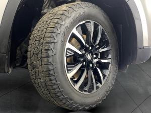 Suzuki Vitara Brezza 1.5 GLX - Image 15