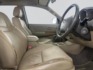 Toyota Fortuner 3.0D-4D Raised Body automatic - Image 16