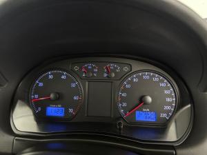 Volkswagen Polo Vivo 1.6 5-Door - Image 13