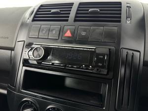 Volkswagen Polo Vivo 1.6 5-Door - Image 7