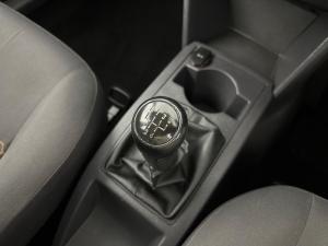 Volkswagen Polo Vivo 1.6 5-Door - Image 9