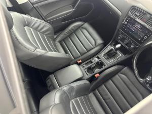 Volkswagen Golf VII 1.4 TSI Comfortline DSG - Image 19
