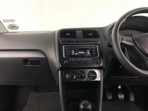 Volkswagen Polo Vivo 1.4 Trendline - Image 12